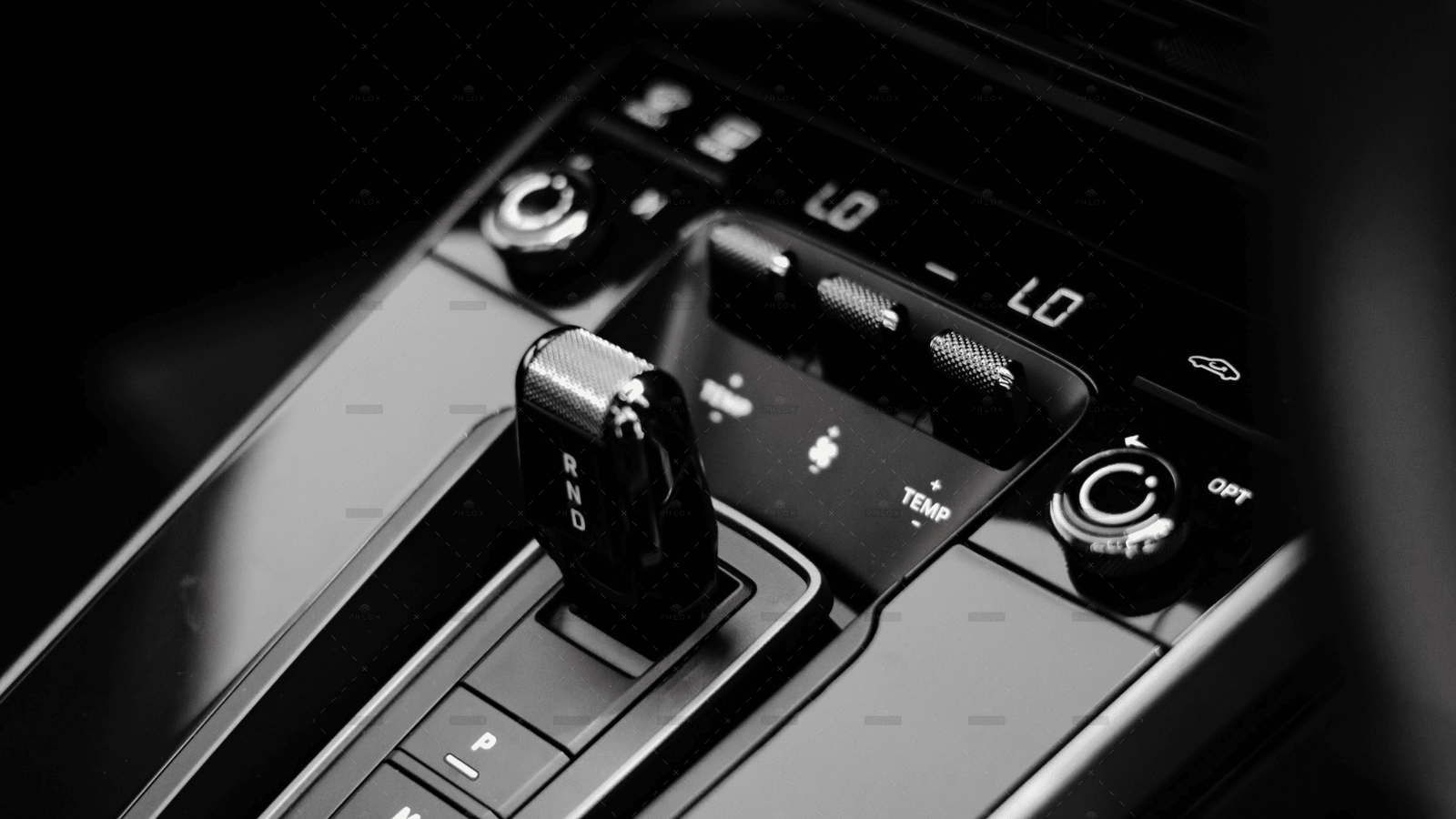 demo-attachment-1283-mark-chan-Zr40vngToD8-unsplash